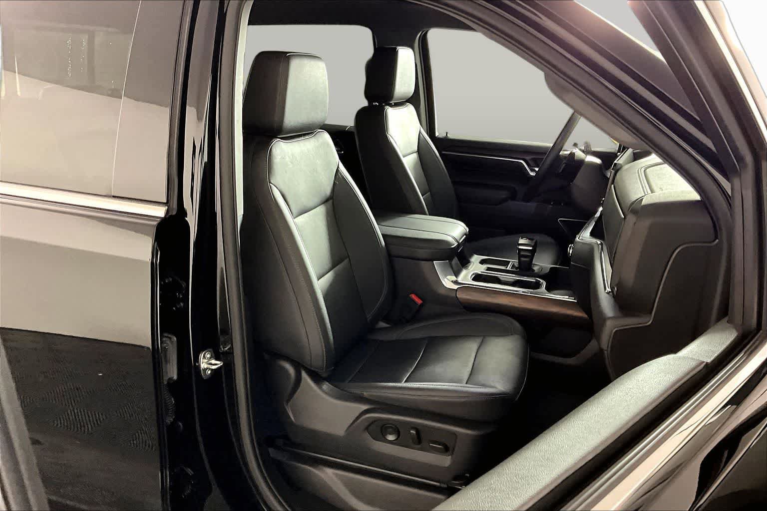 Certified 2023 GMC Sierra 1500 SLT RWD image 9