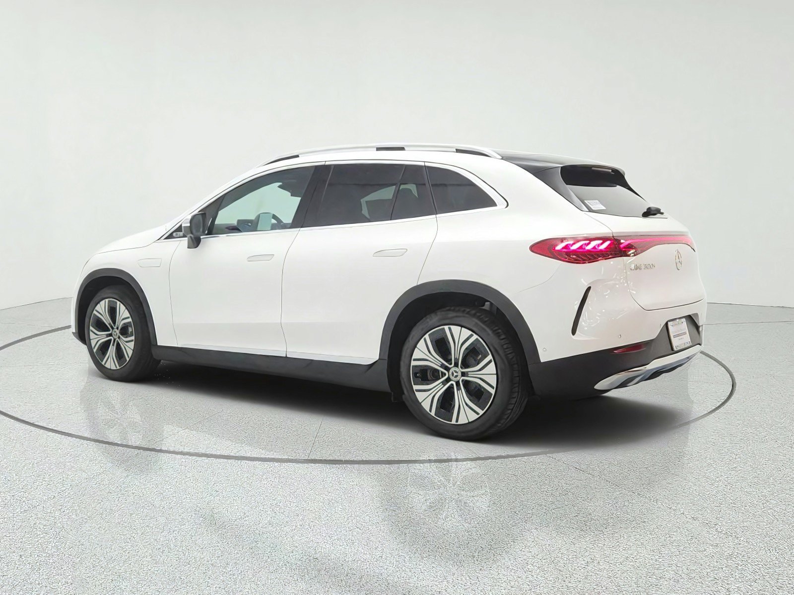 New 2027 Mercedes-Benz EQE 320+ SUV image 7