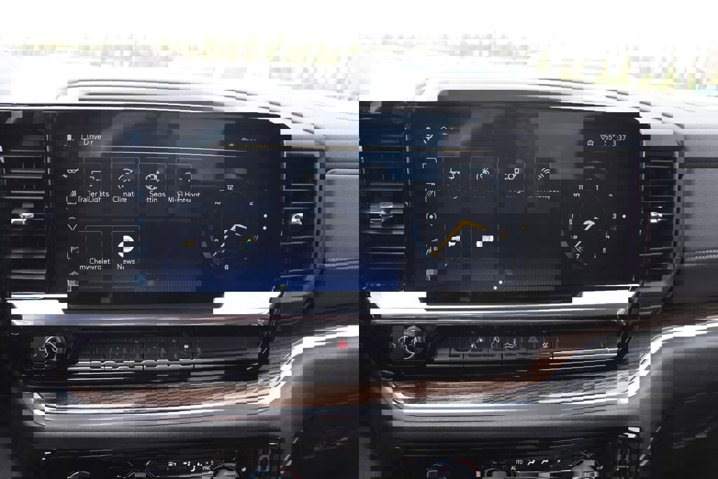 Used 2022 Chevrolet Silverado 1500 LT image 21