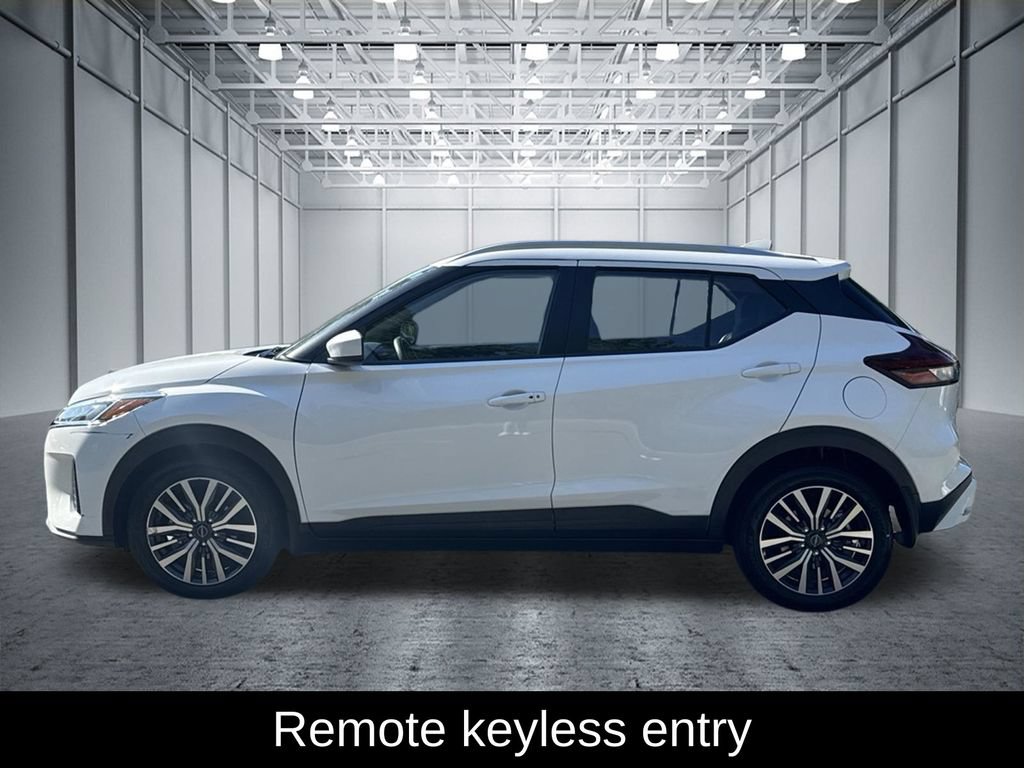 Certified 2023 Nissan Kicks SV FWD image 4