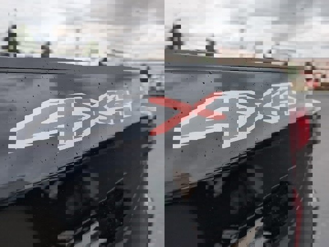 Used 2025 Chevrolet Silverado 1500 LT image 15