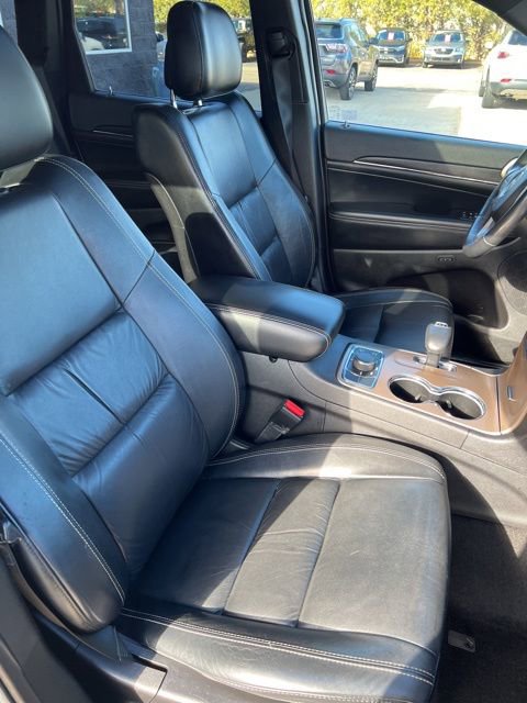 Used 2015 Jeep Grand Cherokee Limited image 18