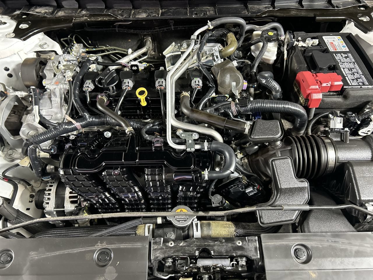 Used 2025 Nissan Altima 2.5 SV FWD image 11