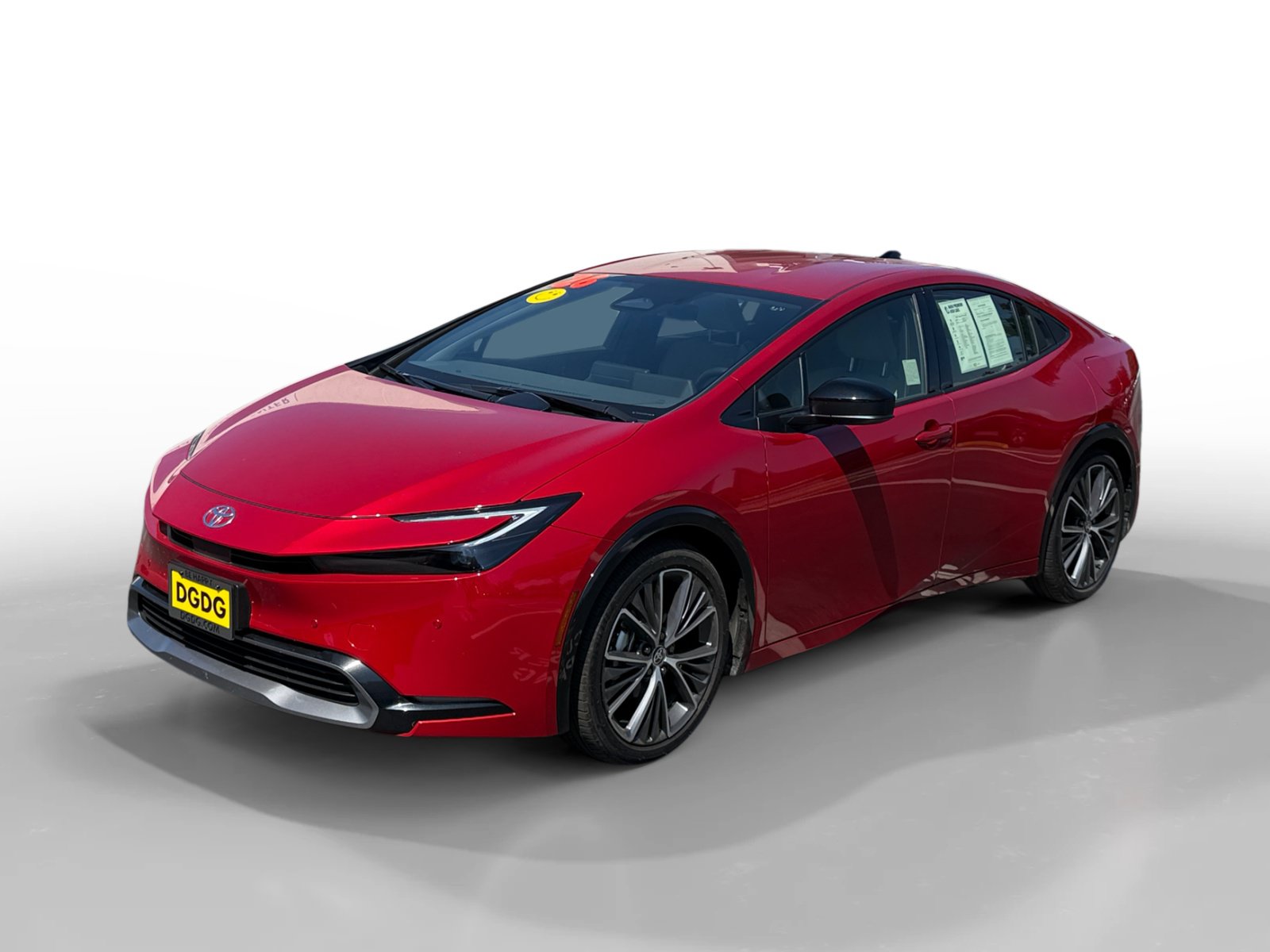 Used 2026 Toyota Prius XLE FWD image 1