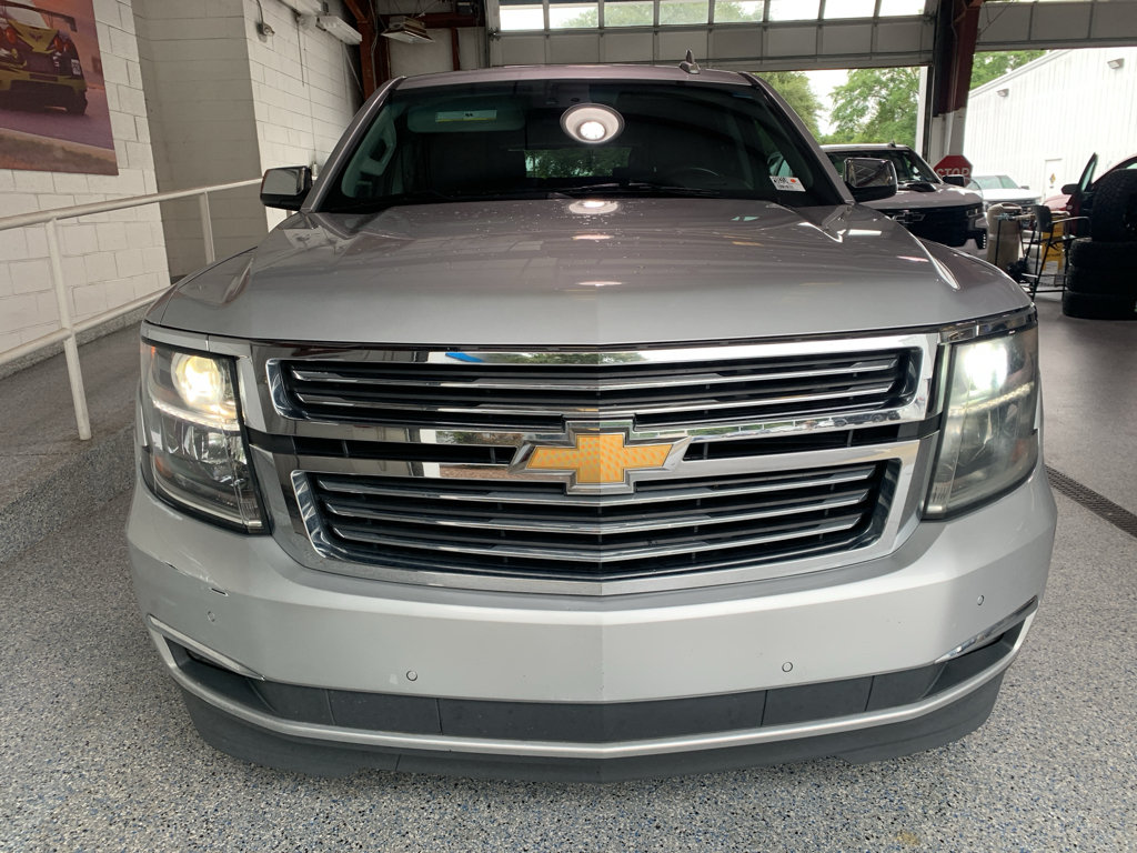 Used 2019 Chevrolet Tahoe Premier RWD image 2