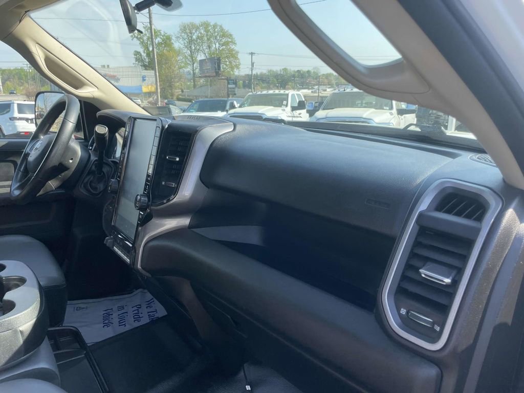 Certified 2020 RAM 3500 Tradesman w/ Chrome Appearance Group image 15