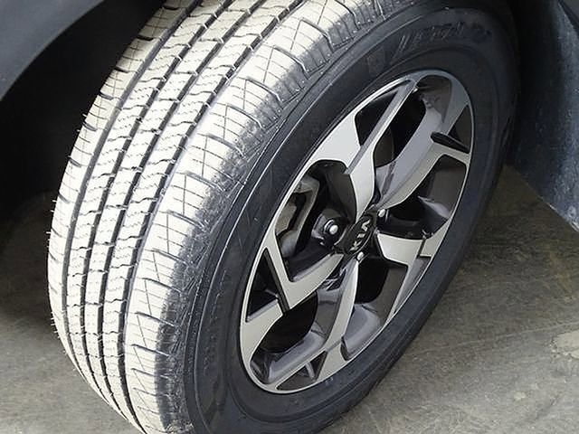 Used 2022 Kia Sportage LX image 36