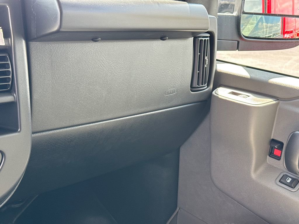 New 2026 GMC Savana 2500 w/ Driver Convenience Package image 21