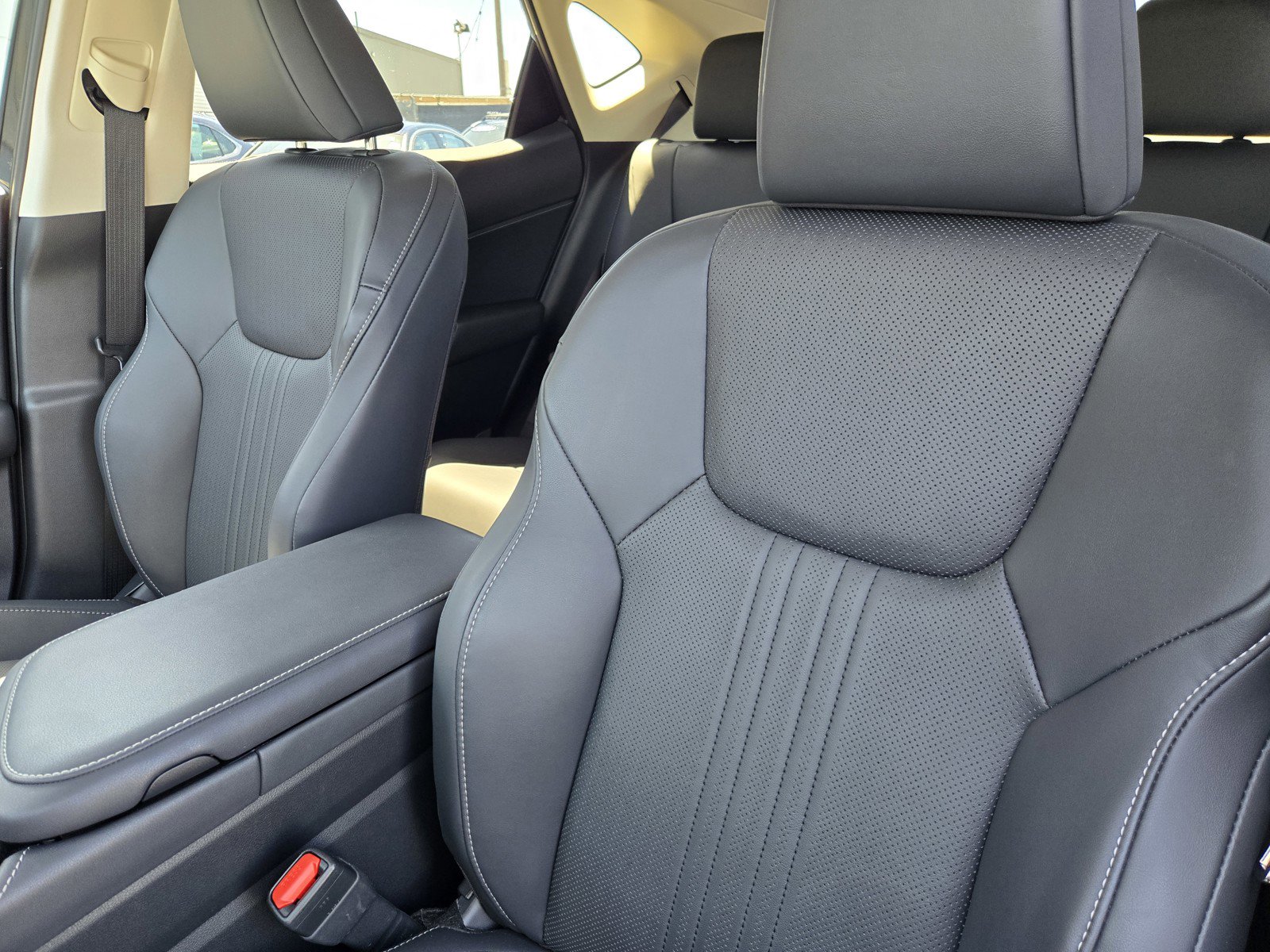 Used 2025 Lexus NX 350h AWD w/ Accessory Package (2T) image 16