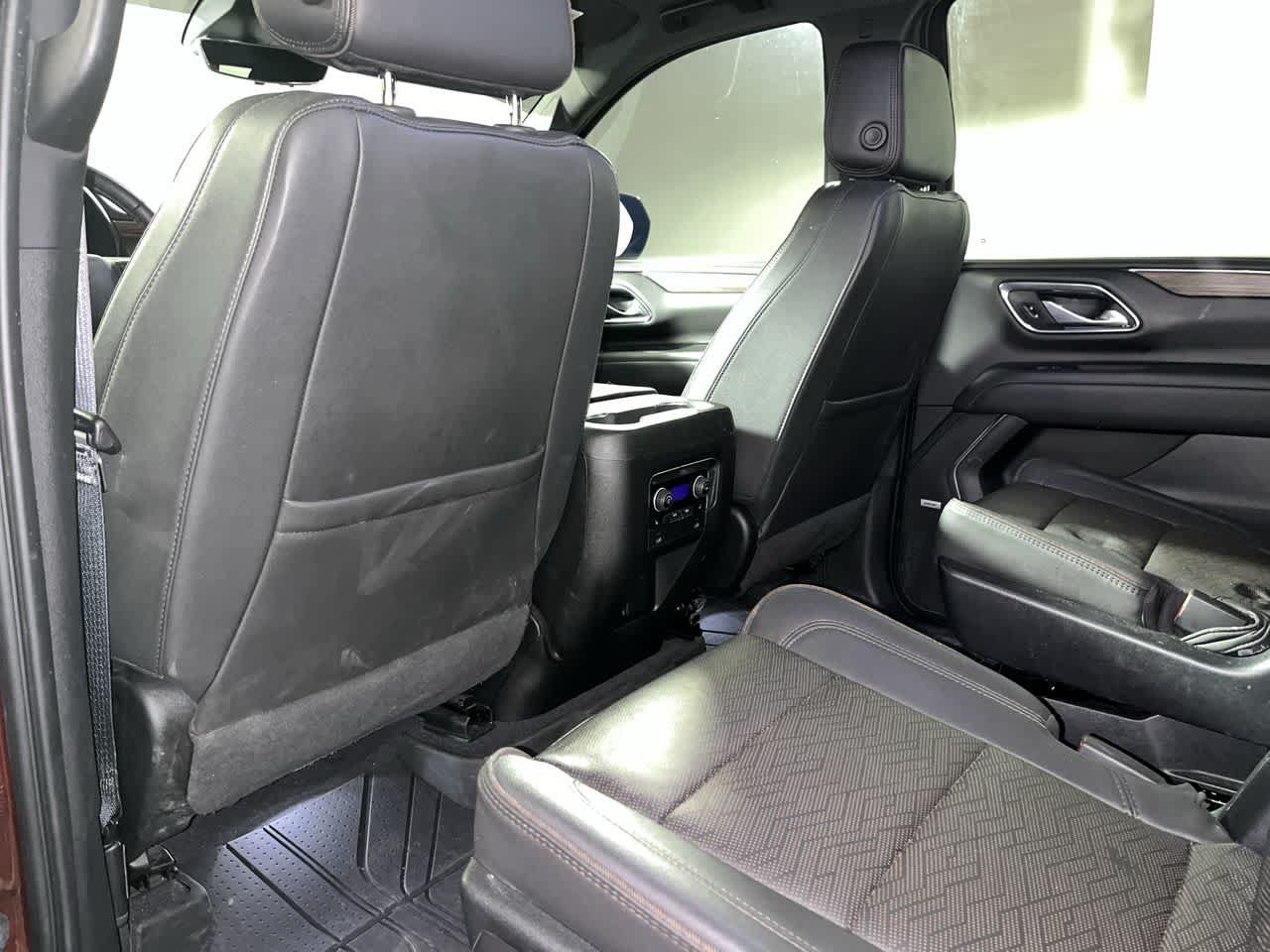 Used 2023 Chevrolet Suburban High Country AWD/4WD image 25
