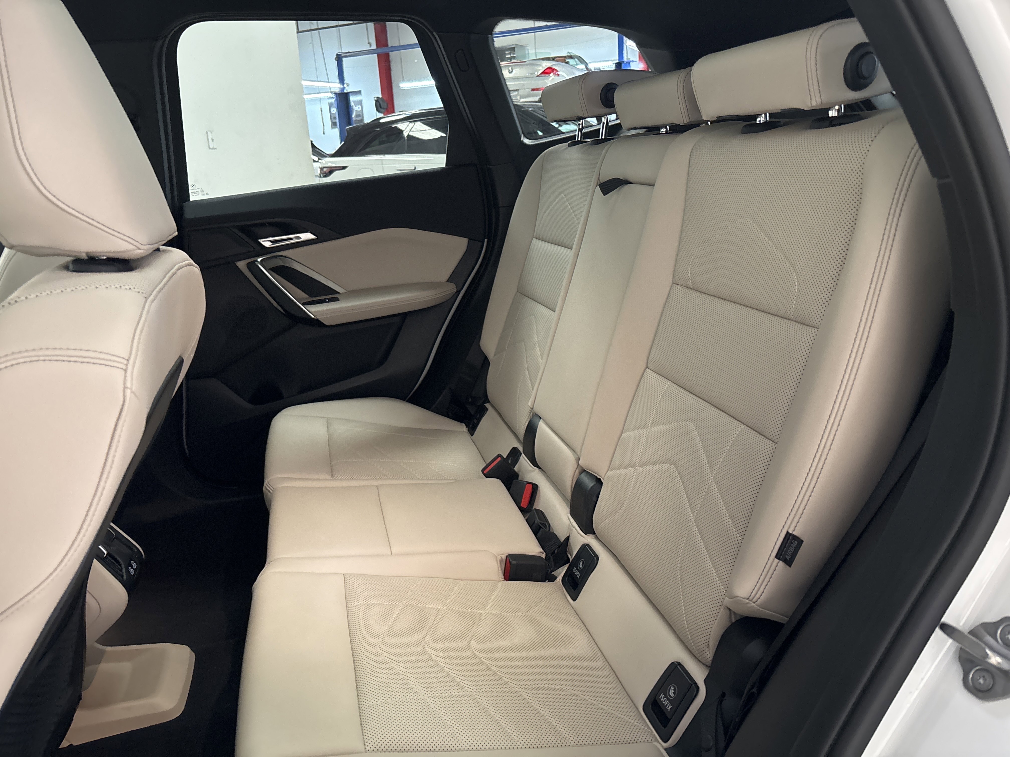Used 2024 BMW X1 xDrive28i AWD/4WD image 32