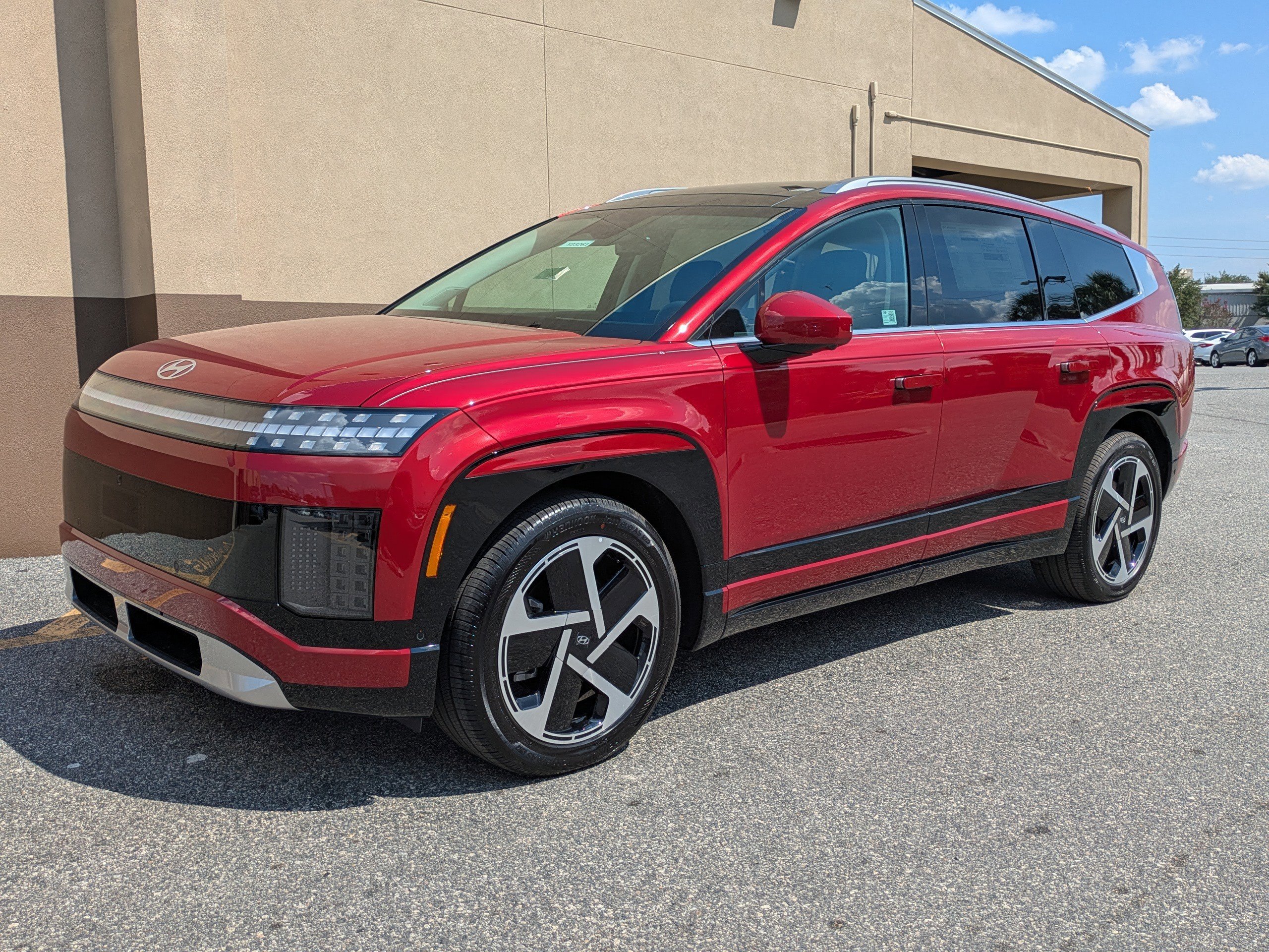 New 2026 Hyundai Ioniq 9 Limited image 10