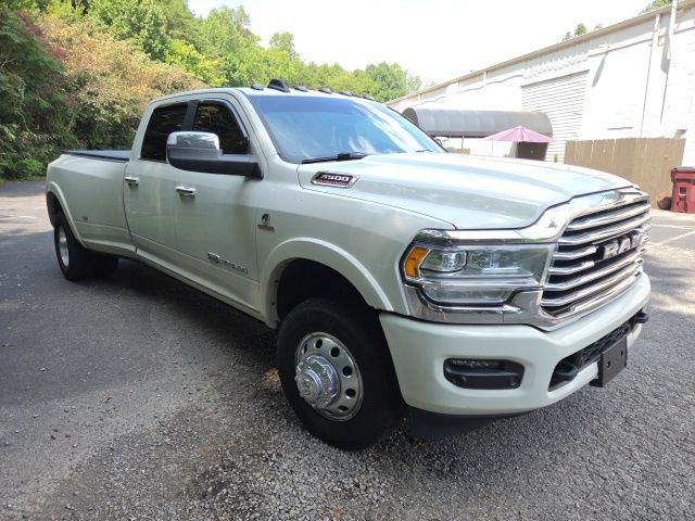 Used 2021 RAM 3500 Limited AWD/4WD image 3