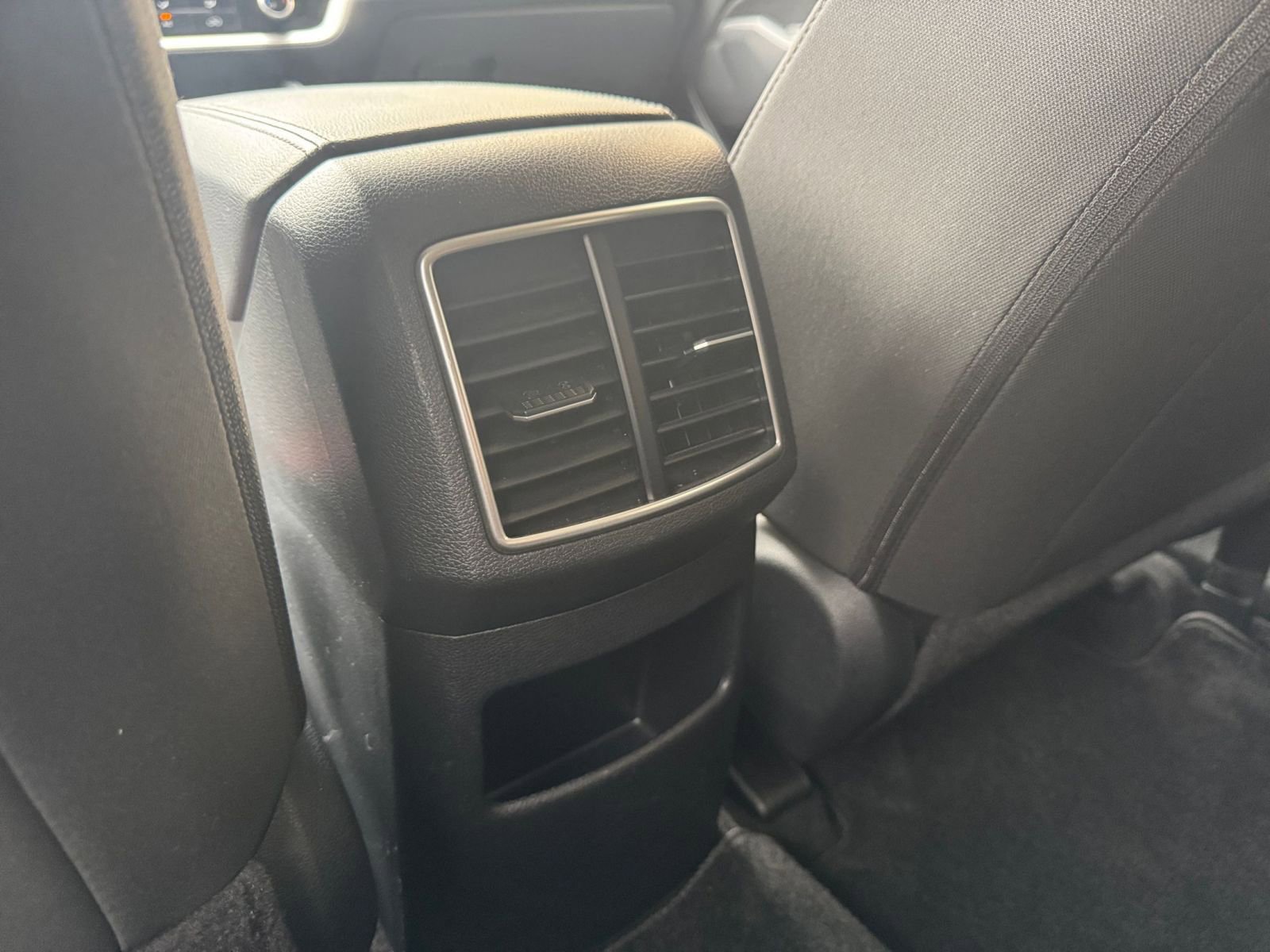 Used 2025 Kia Sportage LX FWD image 22