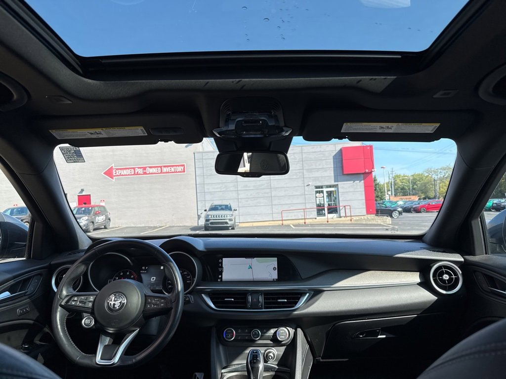 Used 2022 Alfa Romeo Stelvio Ti w/ Active Assist Plus Package image 41