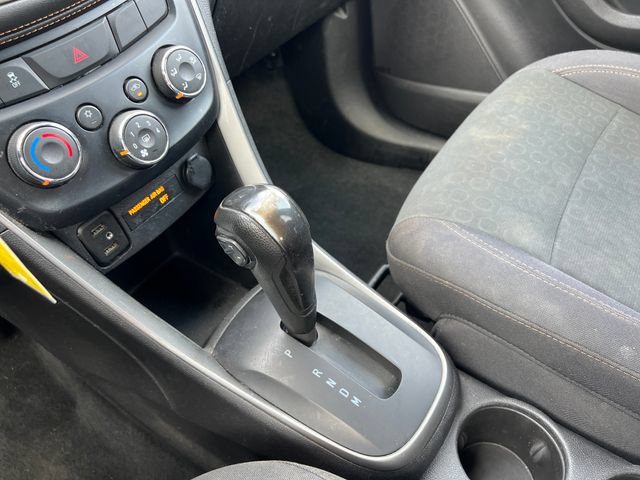 Used 2020 Chevrolet Trax LS w/ Tint and Cruise Package FWD image 25
