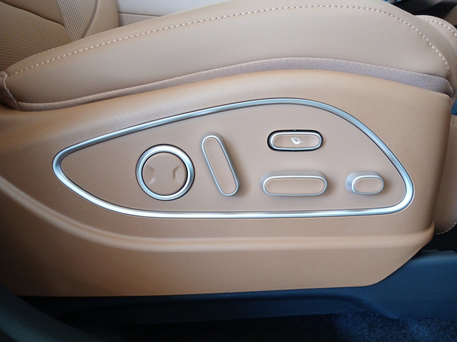 New 2026 Hyundai Palisade Calligraphy image 16