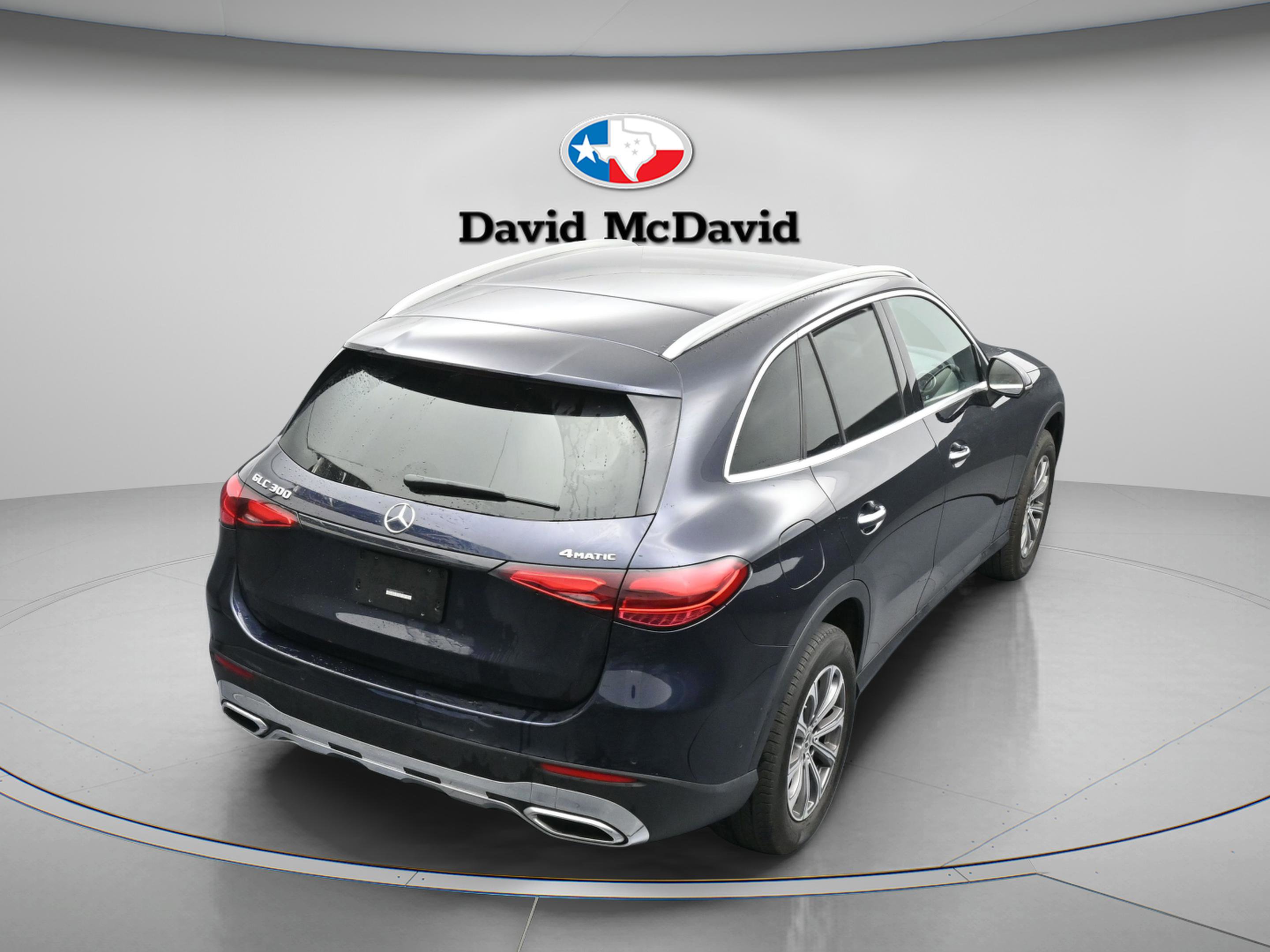 Used 2023 Mercedes-Benz GLC 300 4MATIC w/ Exclusive Trim Package image 30