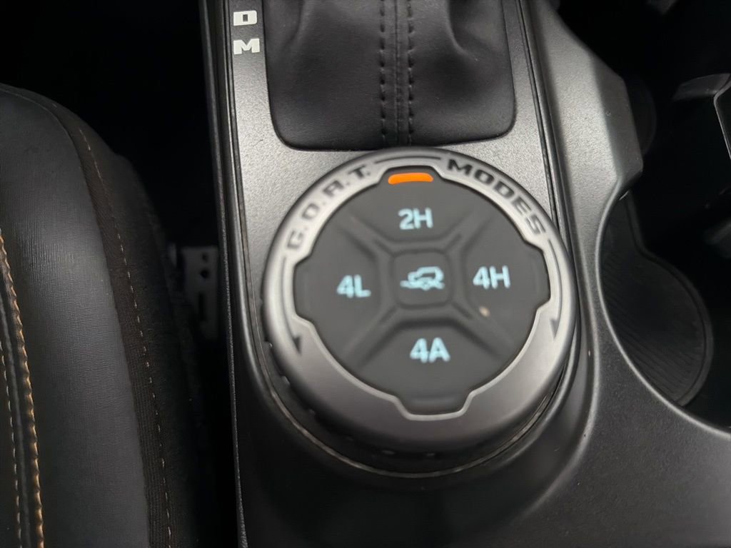 Used 2022 Ford Bronco Badlands image 24