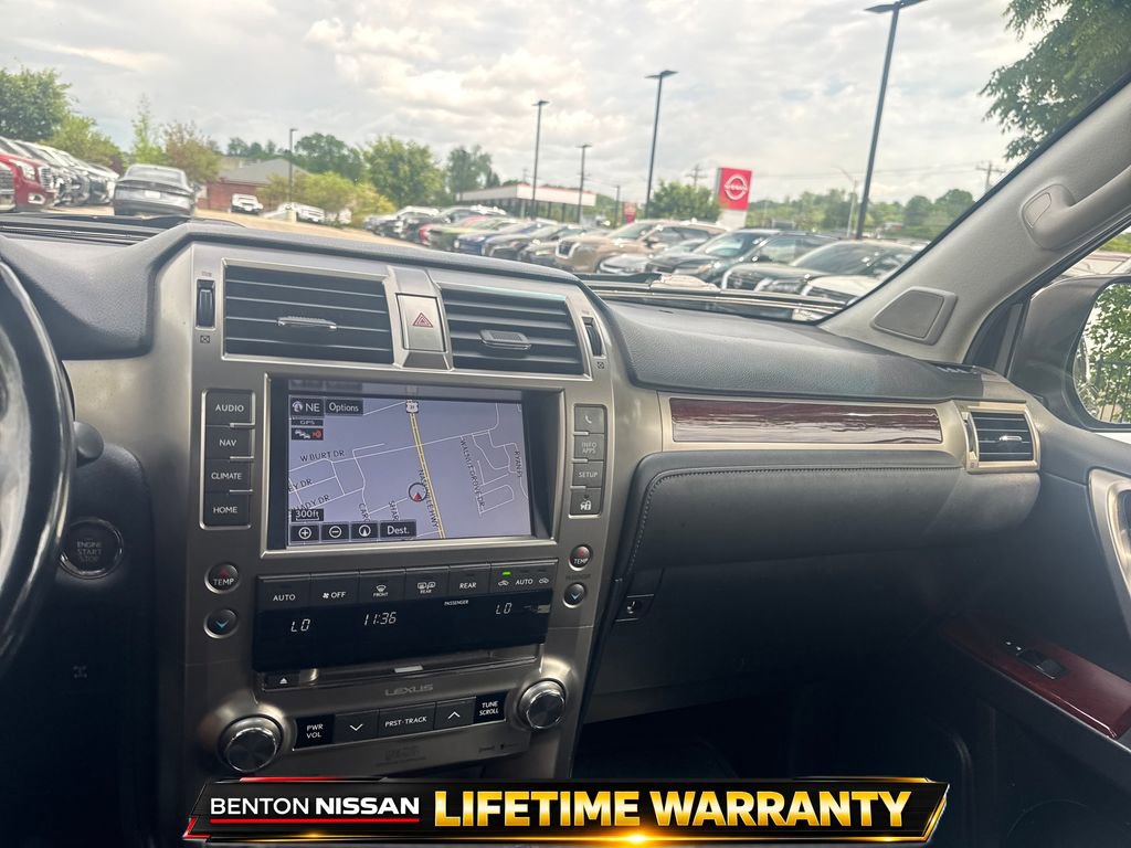 Used 2016 Lexus GX 460 Luxury image 15