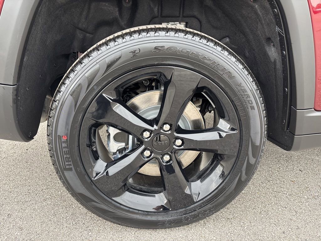 New 2026 Jeep Grand Cherokee L Limited image 12