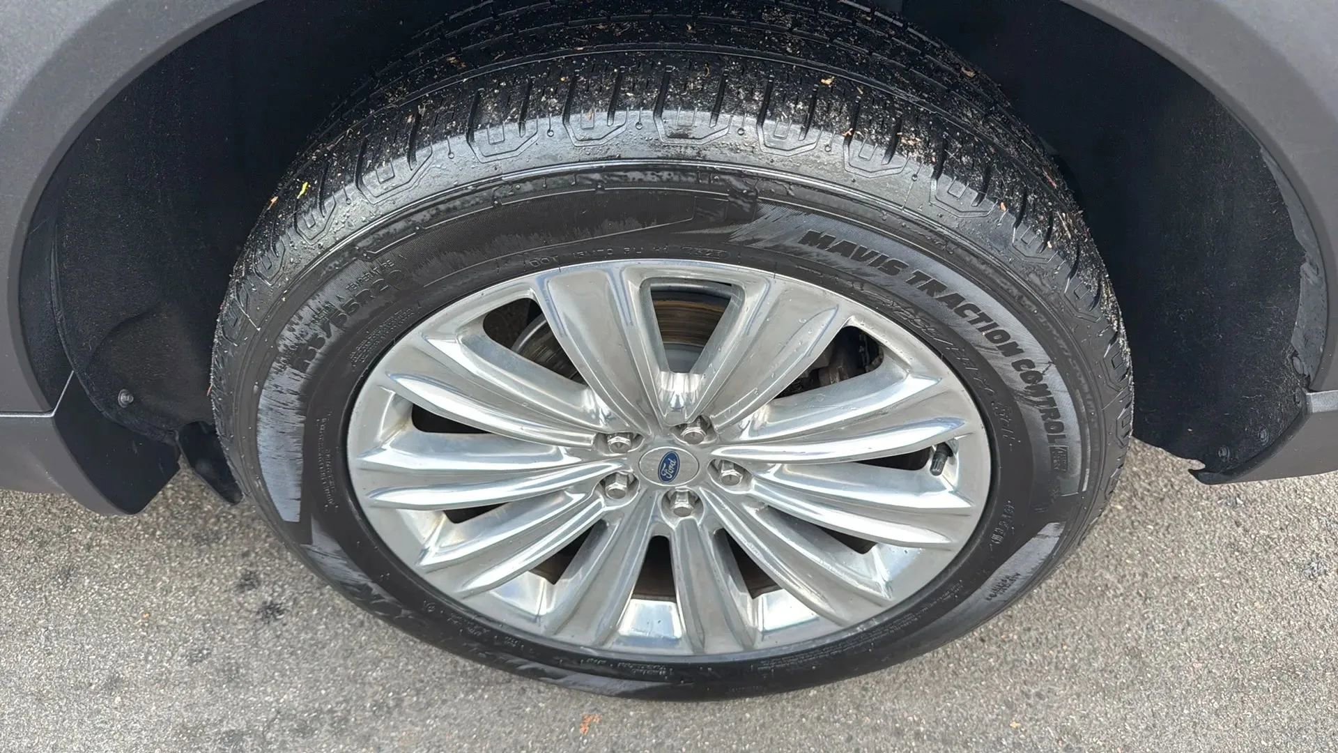 Used 2020 Ford Explorer Limited image 9