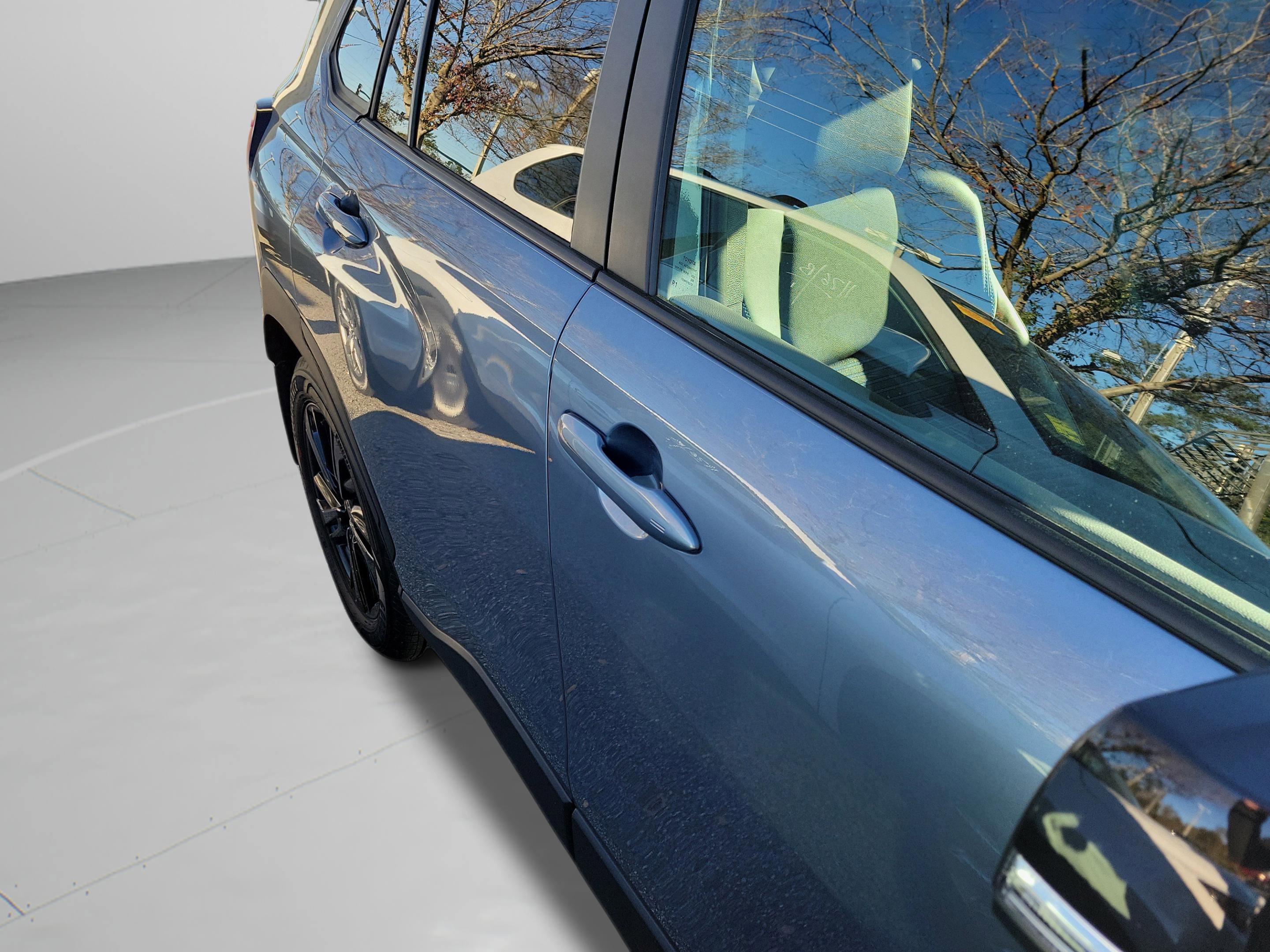 Used 2026 Toyota Corolla Cross XSE image 11