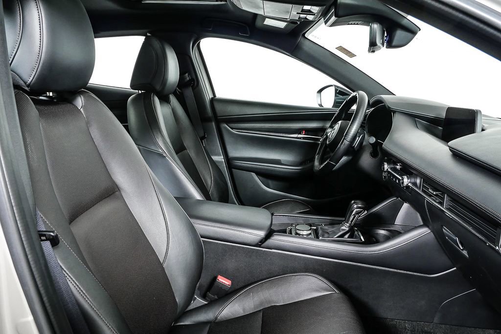 Used 2022 MAZDA MAZDA3 s image 28