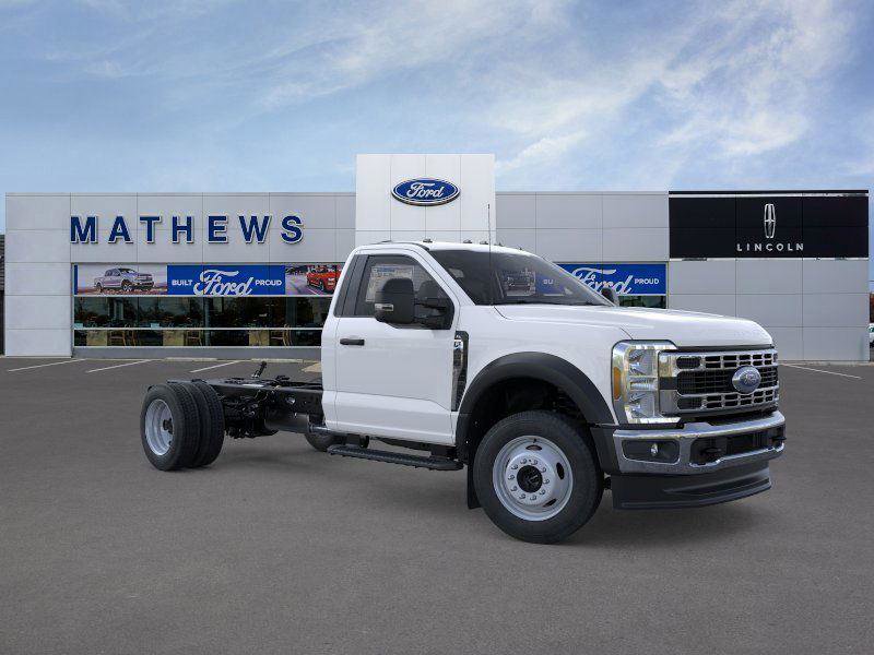 New 2026 Ford F450 XL w/ XL Chrome Package image 7