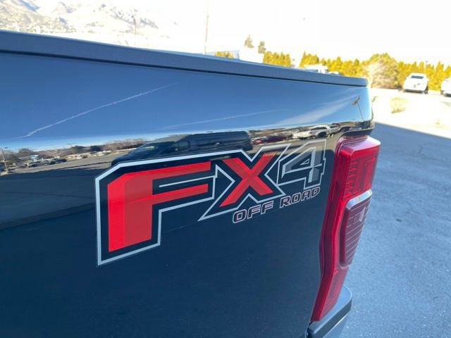 Used 2022 Ford F350 Lariat w/ Lariat Ultimate Package AWD/4WD image 8