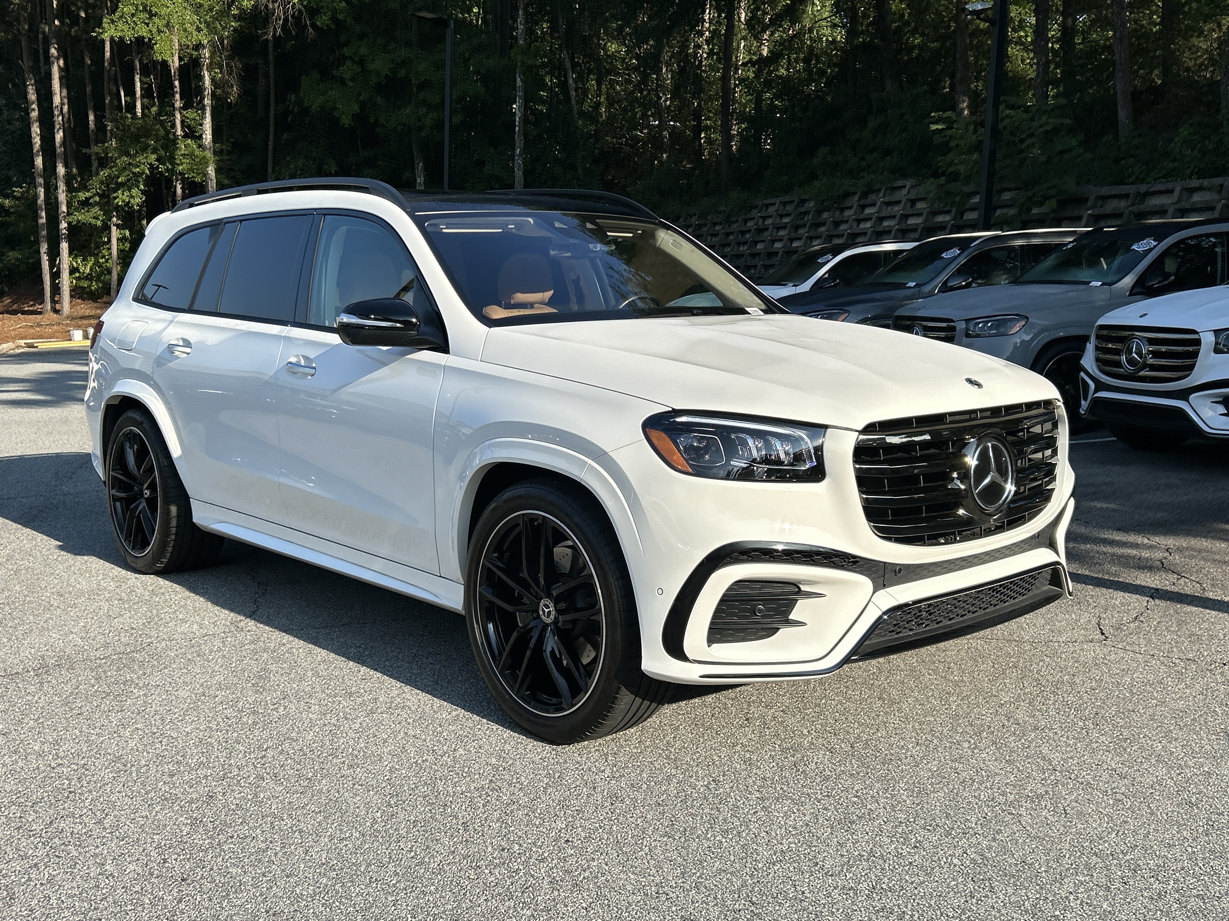 Certified 2024 Mercedes-Benz GLS 450 4MATIC image 4