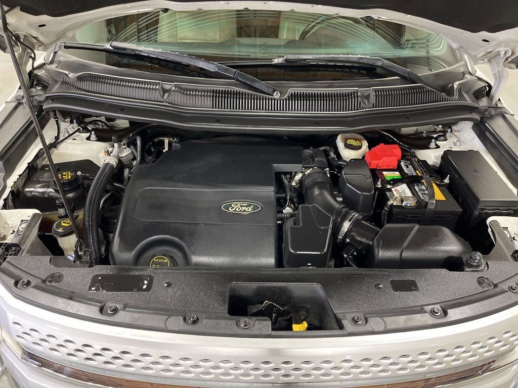 Used 2015 Ford Explorer XLT w/ Equipment Group 202A image 31