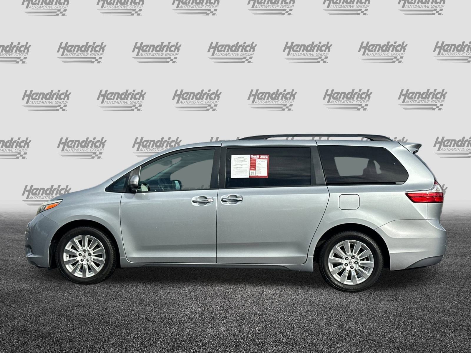 Used 2015 Toyota Sienna Limited Premium image 8