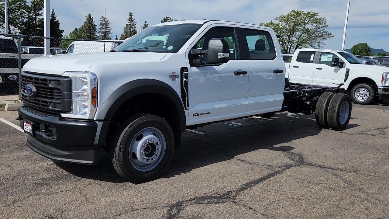 New 2025 Ford F550 4x4 Crew Cab image 2