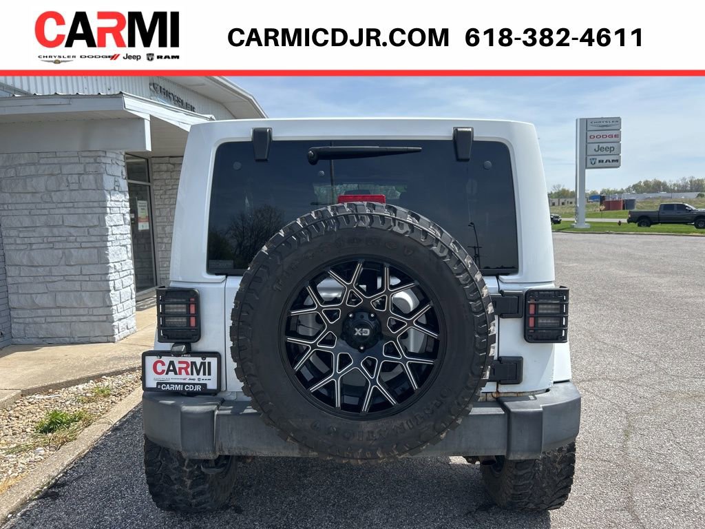 Used 2014 Jeep Wrangler Unlimited Sahara w/ Dual Top Group image 5