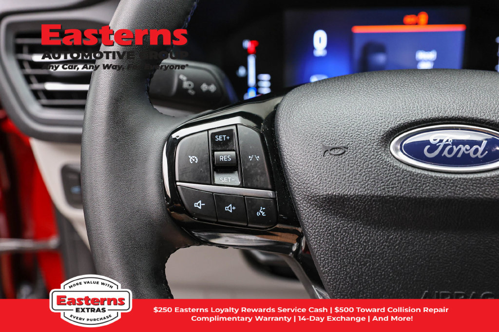 Used 2023 Ford Escape Active AWD/4WD image 16