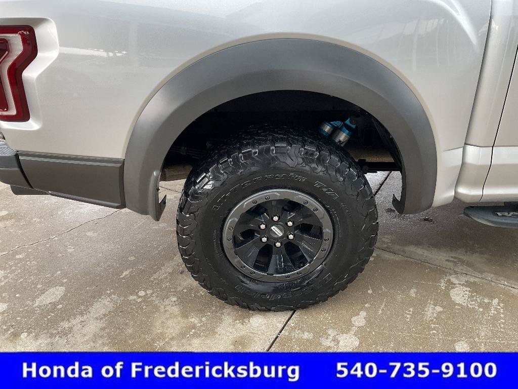 Used 2018 Ford F150 Raptor w/ Equipment Group 802A Luxury AWD/4WD image 4