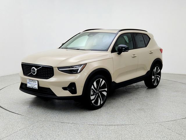 New 2026 Volvo XC40 B5 Ultra w/ Climate Package image 1