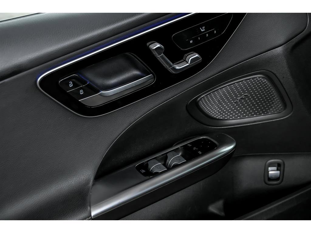 Certified 2023 Mercedes-Benz C 300 4MATIC Sedan image 9