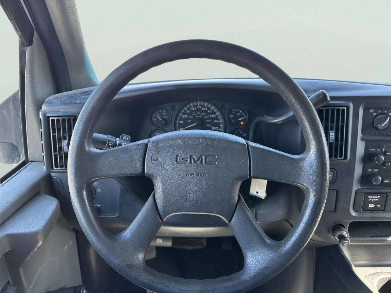 Used 2007 GMC Savana 3500 3500 2dr Commercial/Cutaway/Ch image 32