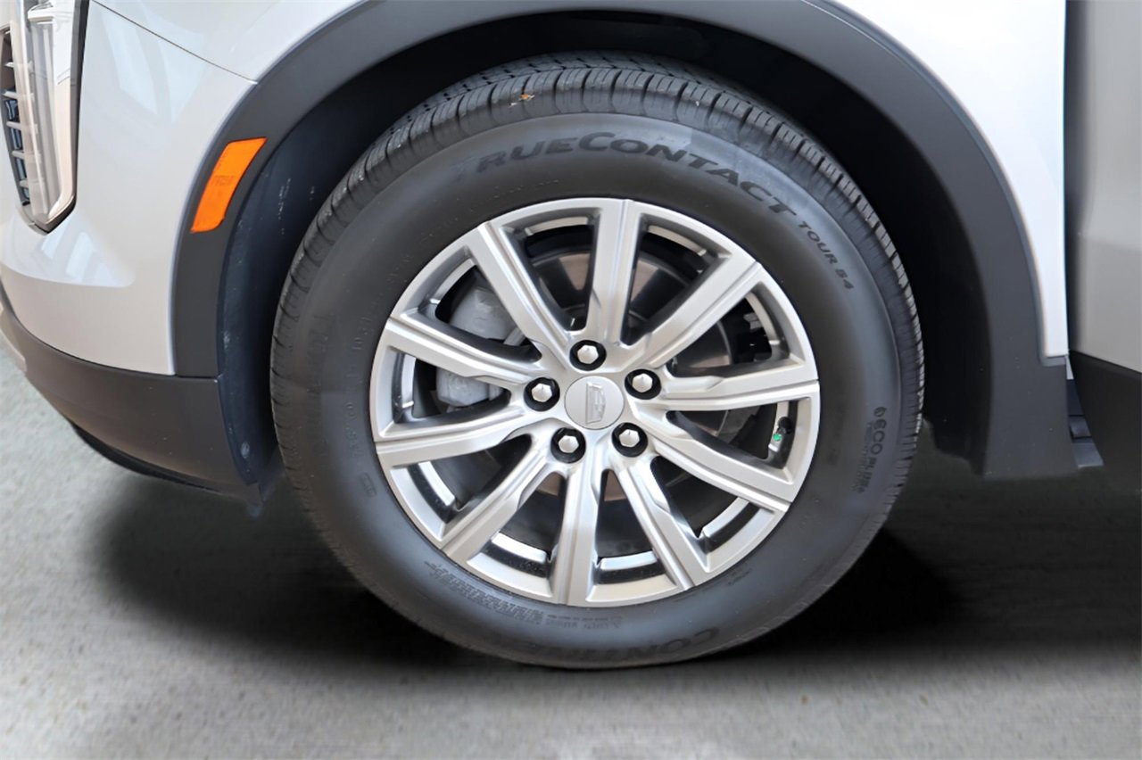 Certified 2021 Cadillac XT4 Premium Luxury w/ Driver Awareness Package image 9