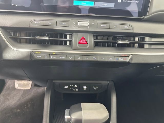 Used 2025 Kia K4 LXS image 23