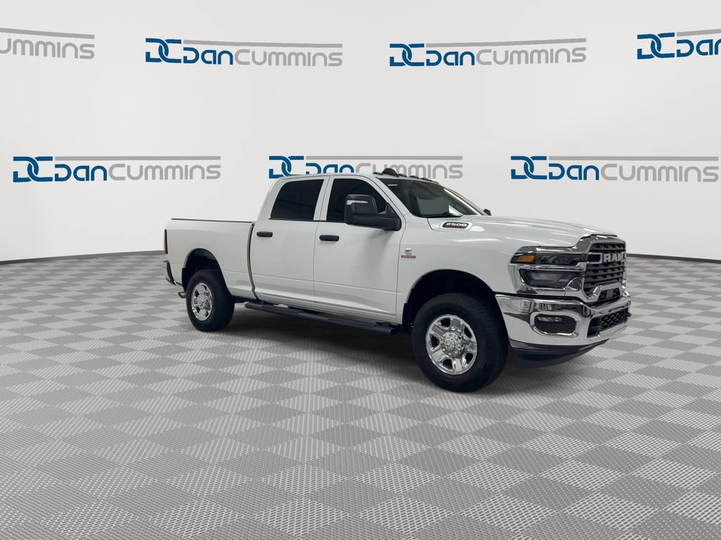 Used 2026 RAM 2500 Tradesman AWD/4WD image 2