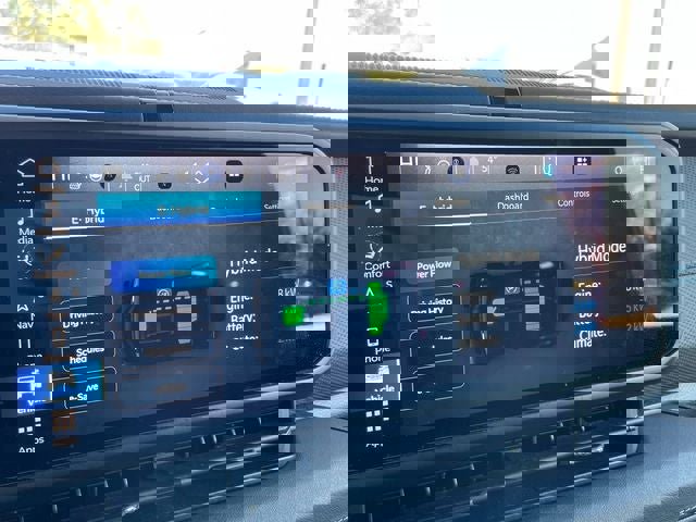 Used 2024 Jeep Wrangler Unlimited Rubicon 4xe image 15