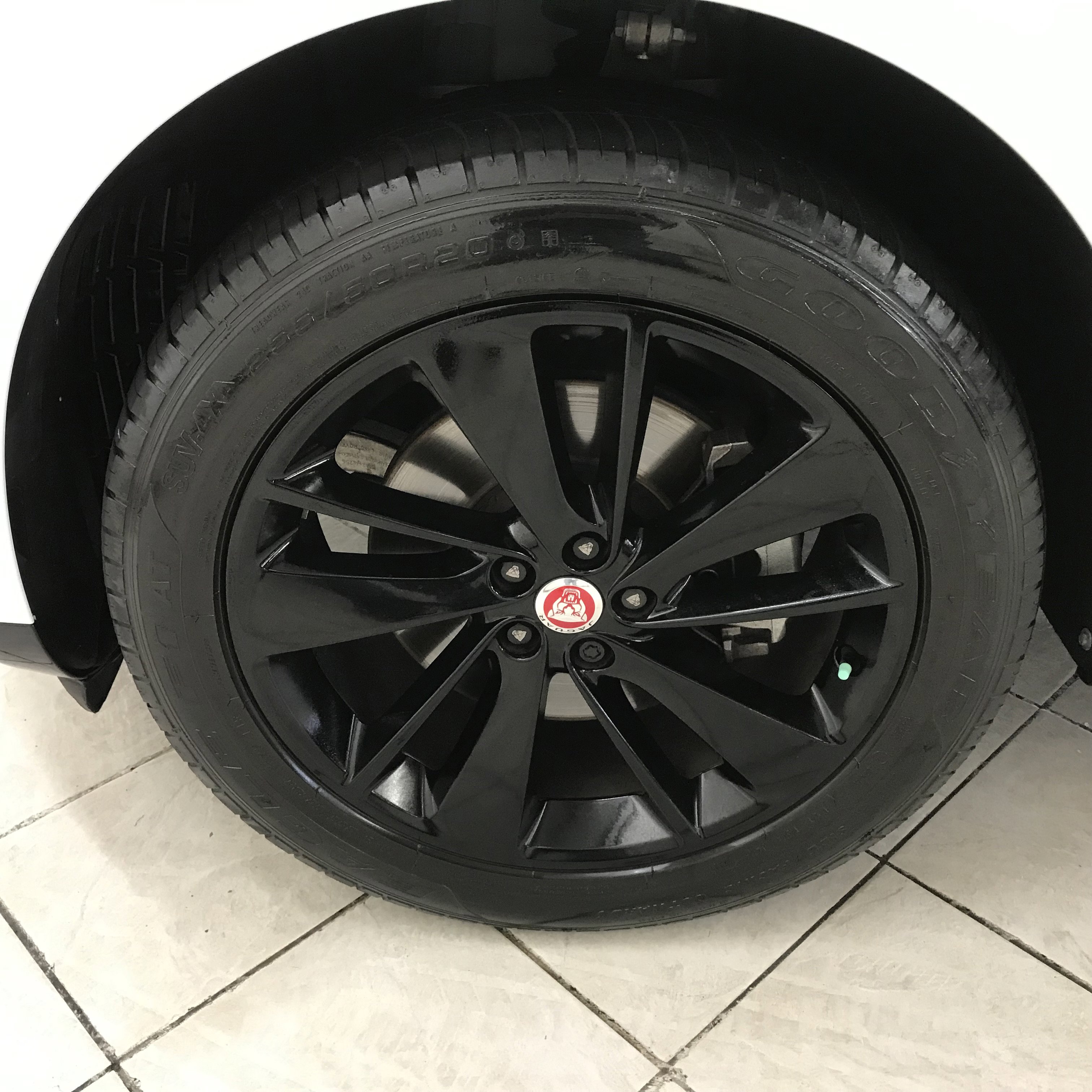 Used 2023 Jaguar F-PACE S AWD/4WD image 13