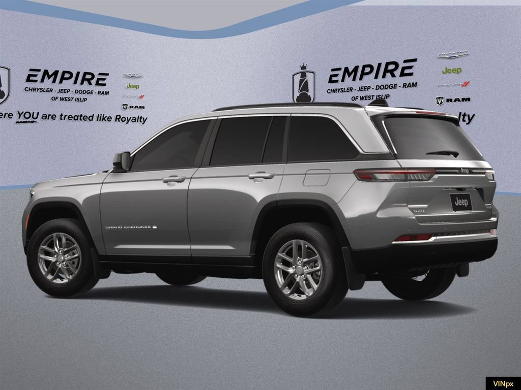 New 2025 Jeep Grand Cherokee Laredo w/ MOPAR Finishing Package AWD/4WD image 5