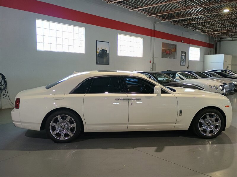 Used 2011 Rolls-Royce Ghost RWD image 7