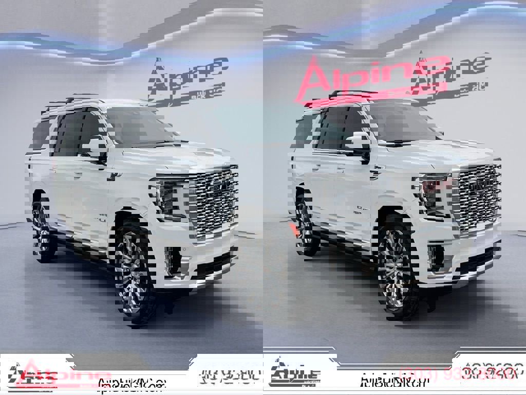 Used 2022 GMC Yukon XL Denali w/ Denali Premium Package image 7