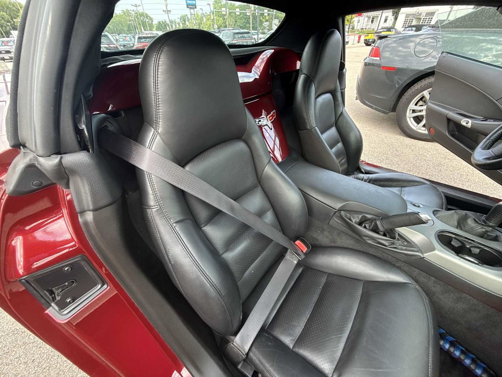 Used 2007 Chevrolet Corvette Convertible w/ Preferred Equipment Group RWD image 24