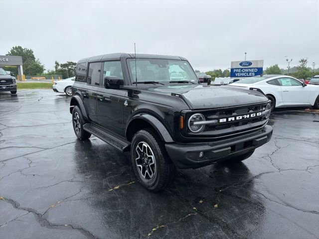 New 2026 Ford Bronco Outer Banks